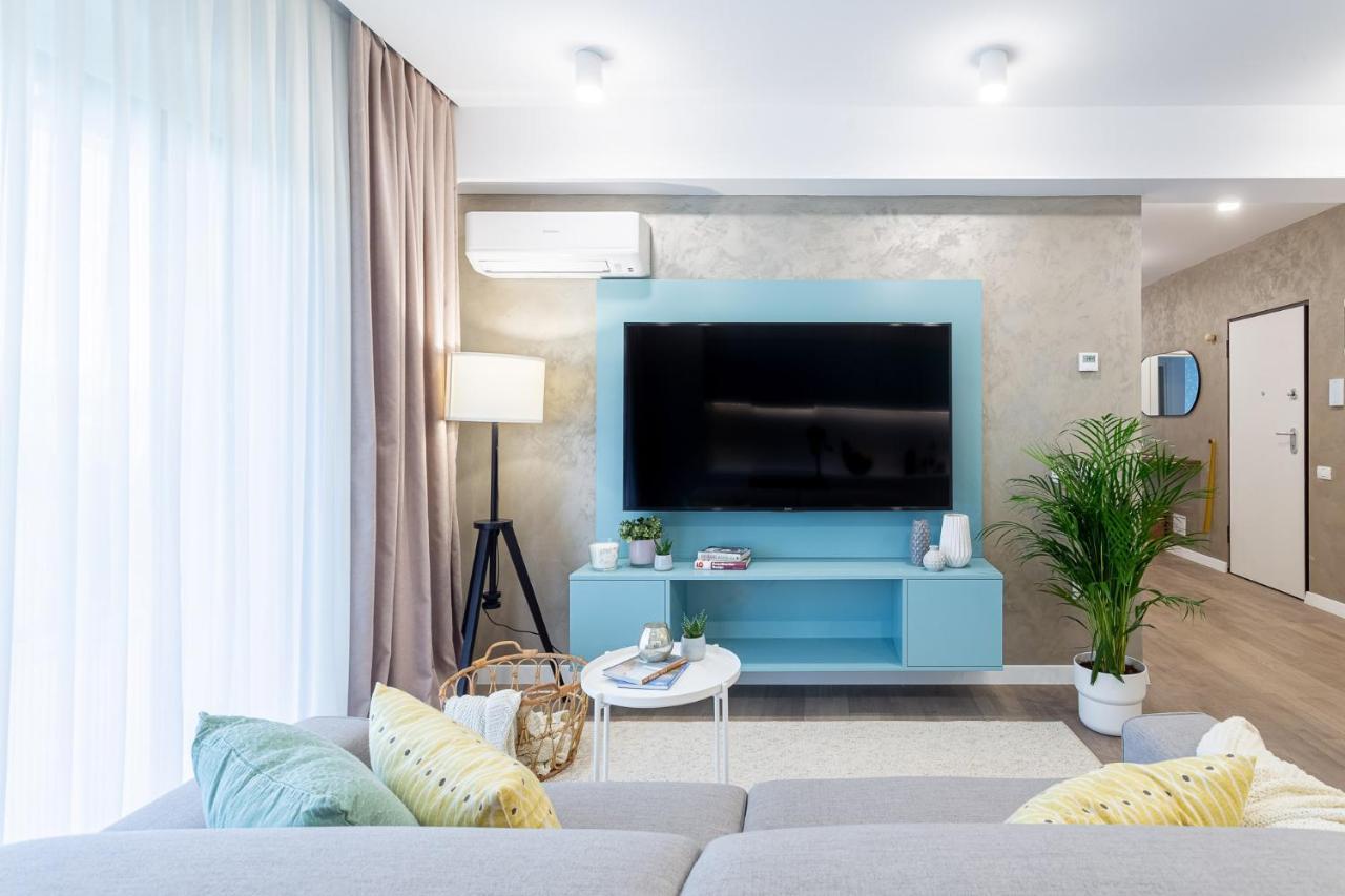 Il Lago - Turquoise - Cozy Luxurious Smart Home By The Lake Voluntari Eksteriør billede
