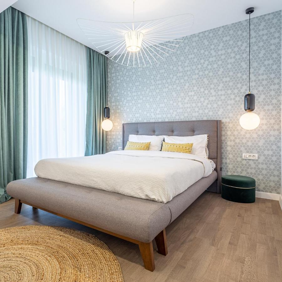 Il Lago - Turquoise - Cozy Luxurious Smart Home By The Lake Voluntari Eksteriør billede